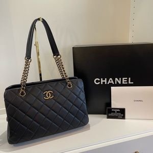 Brand New Chanel Medium Grand Shopping Tote